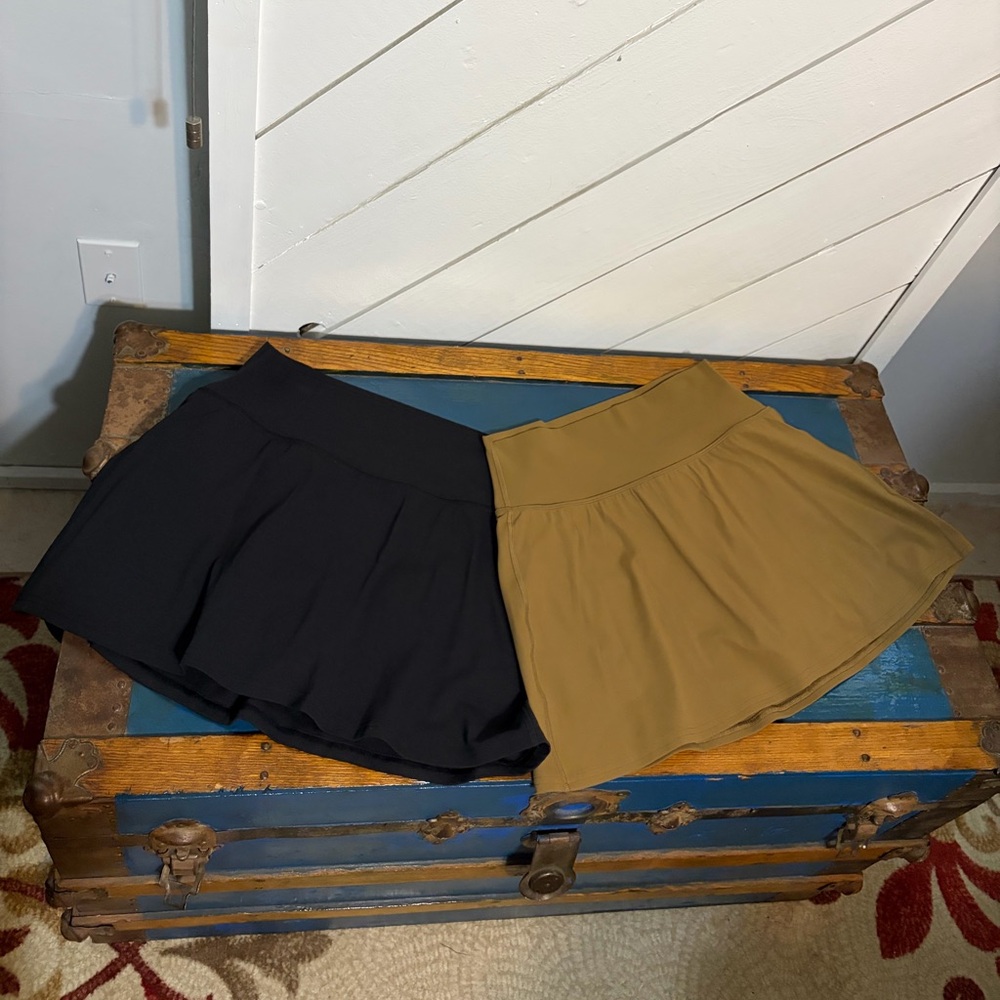 Lululemon Athletica Black and Mustard Tennis/Skater Skirts